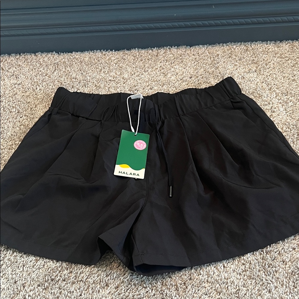 HALARA Women's Athletic Black Shorts